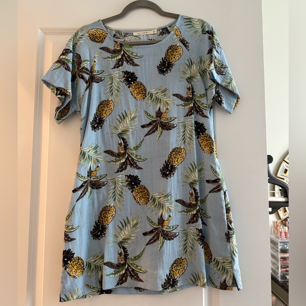 Pineapple shift dress